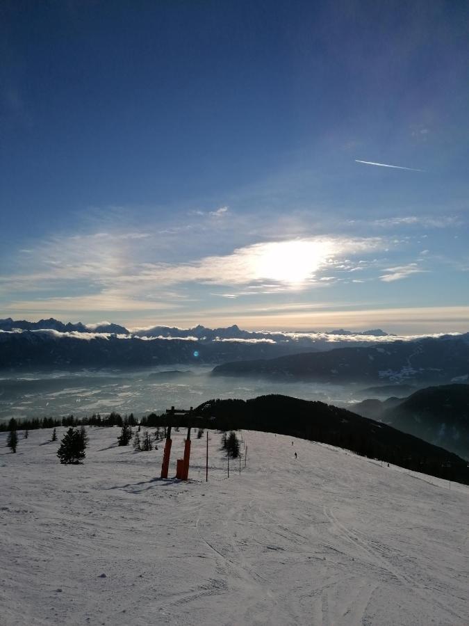 Gerlitzen Ferienappartement Paul Im Ski- Und Wandergebiet, Kanzelhoehe, Ossiacher See Deutschberg المظهر الخارجي الصورة
